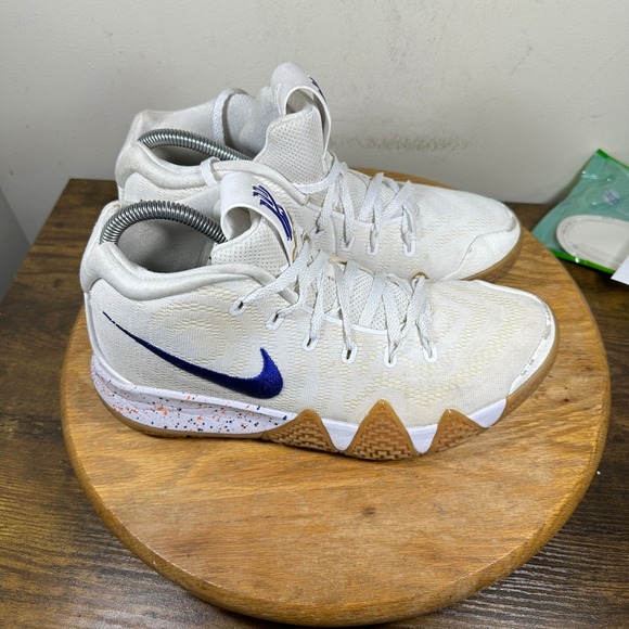 kyrie 4 size 8
